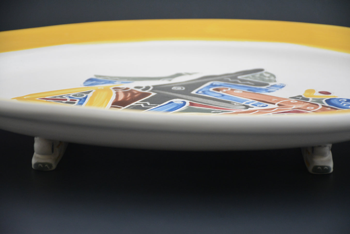 AS-04 Ceramic Plate - Assiette Façonnée de porcelaine